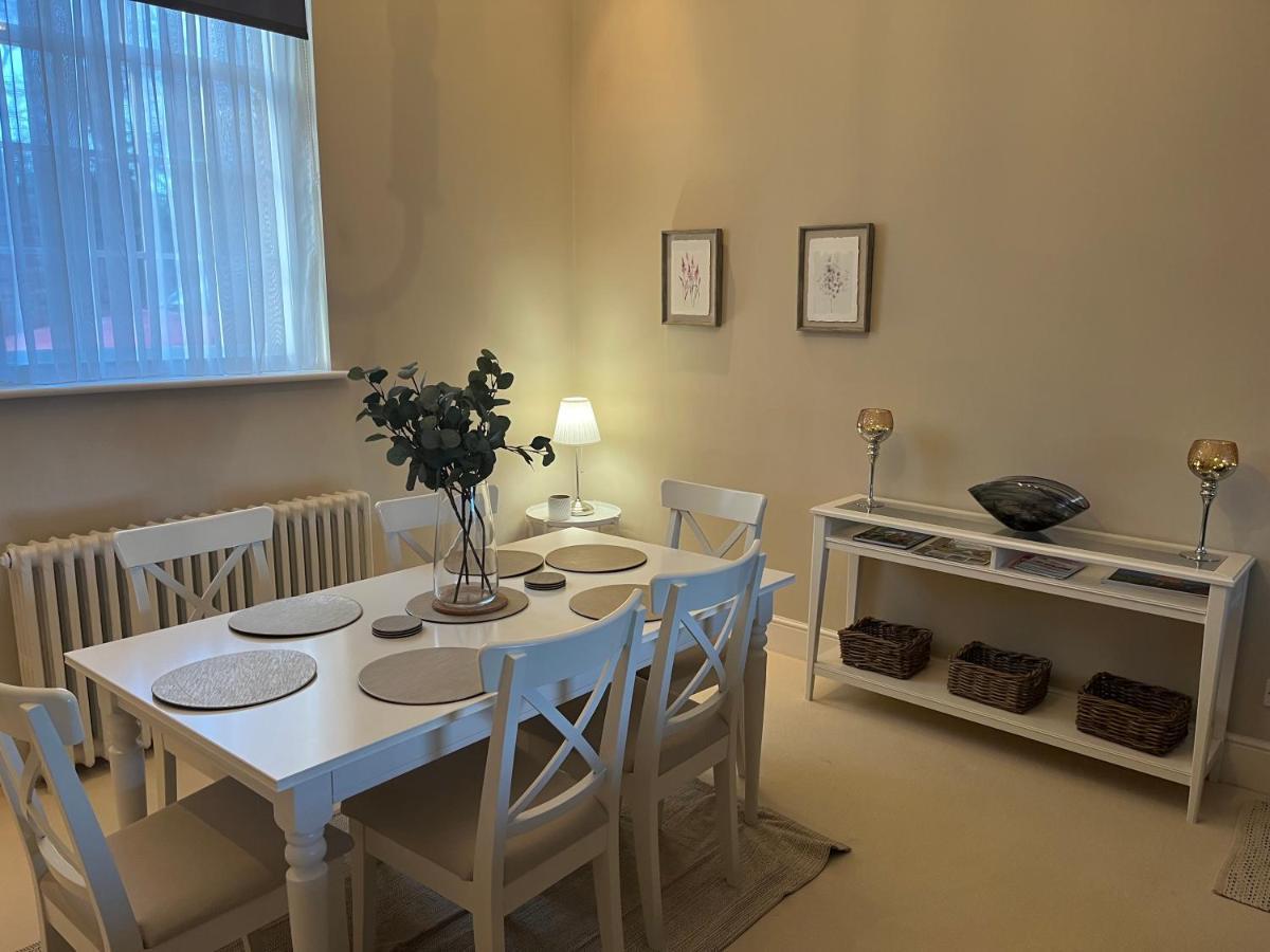 Choristers Mews: Luxury Cottage A Stones Throw From The Cathedral! Lincoln Exteriör bild