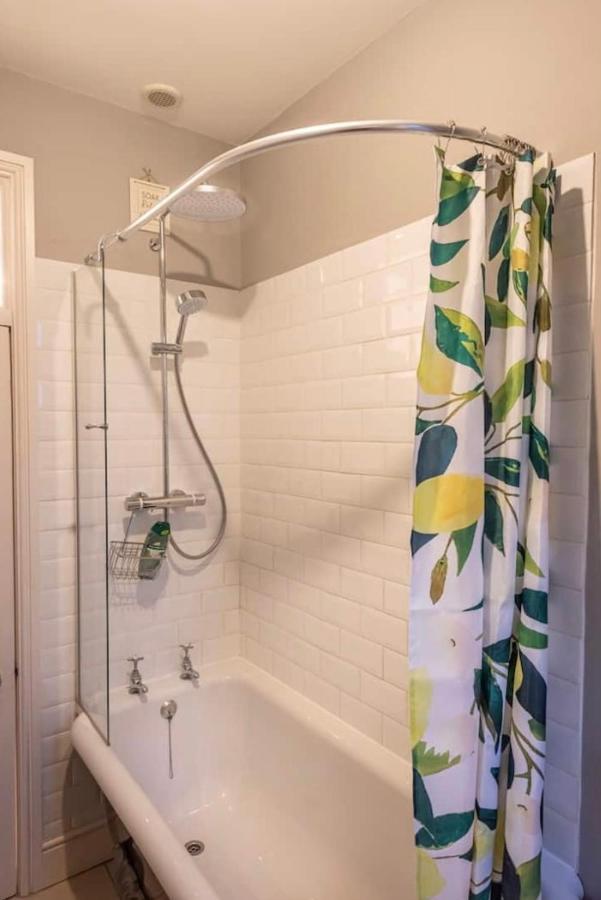 Choristers Mews: Luxury Cottage A Stones Throw From The Cathedral! Lincoln Exteriör bild