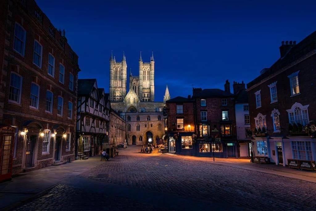 Choristers Mews: Luxury Cottage A Stones Throw From The Cathedral! Lincoln Exteriör bild